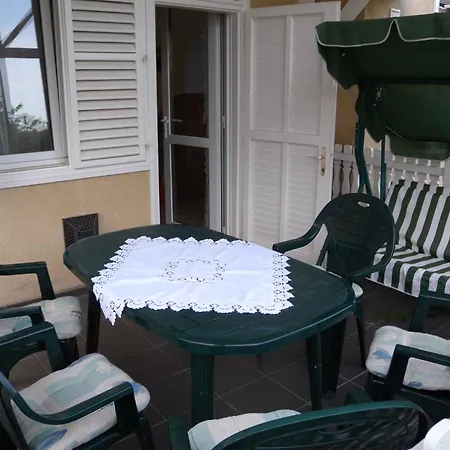 Apartament In 37924 *